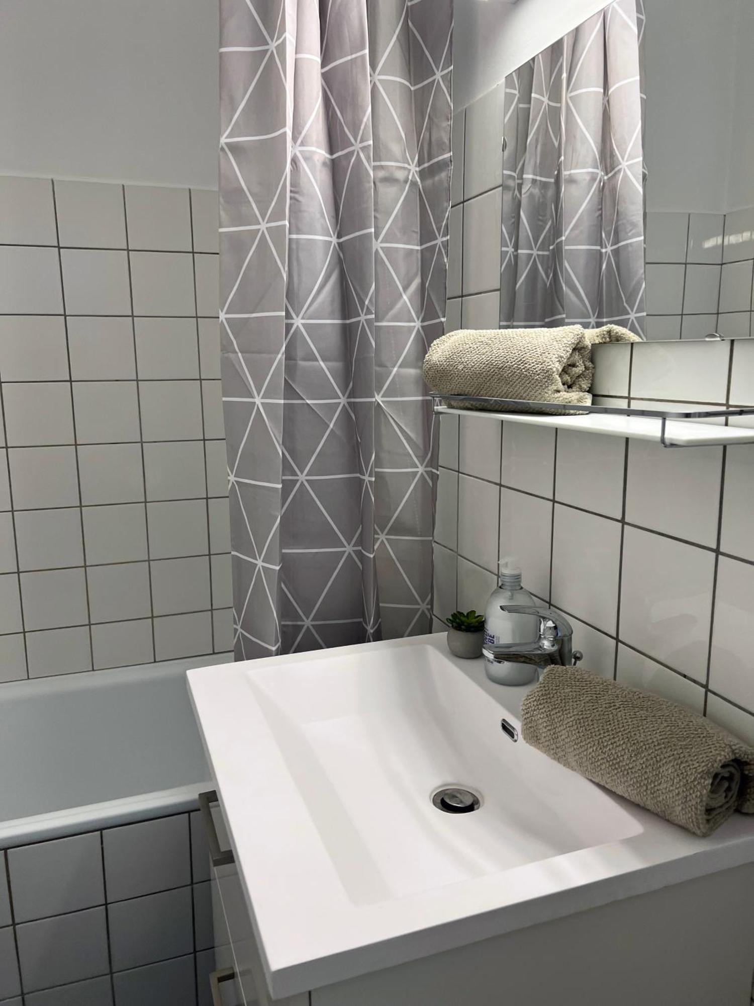 Stor 2 Vaerelses Lejlighed Randers Exteriör bild